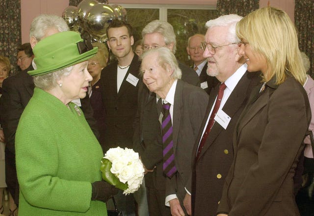 Bernard Cribbins meets the Queen
