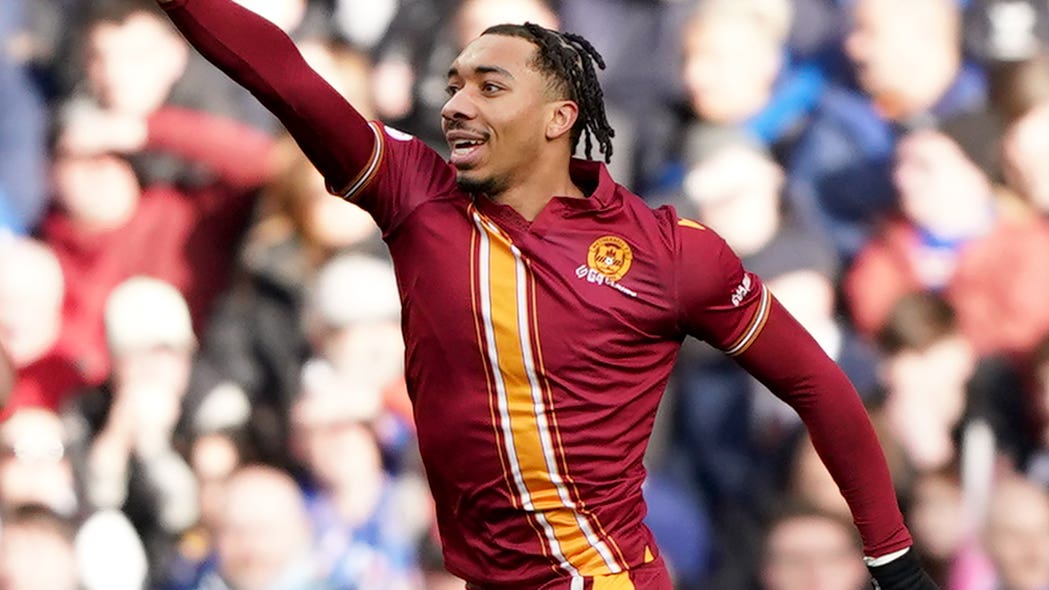 Theo Bair rescues point for Motherwell against St Mirren LiveScore