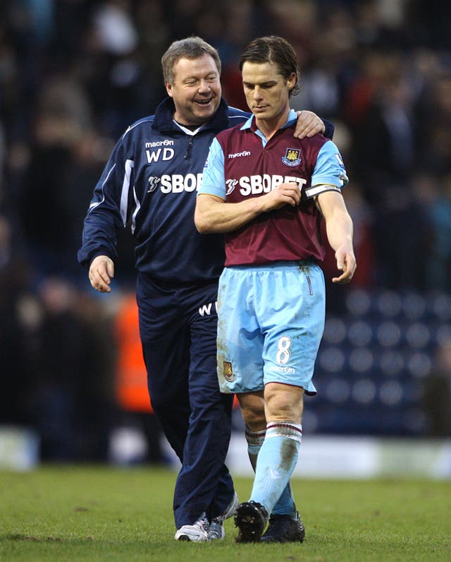 Wally Downes (left), while working as West Ham's defensive coach, with Scott Parker.