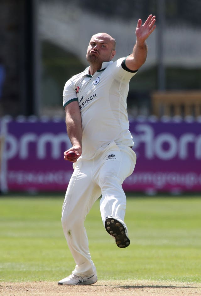 Worcestershire’s Joe Leach claimed four wickets in five overs