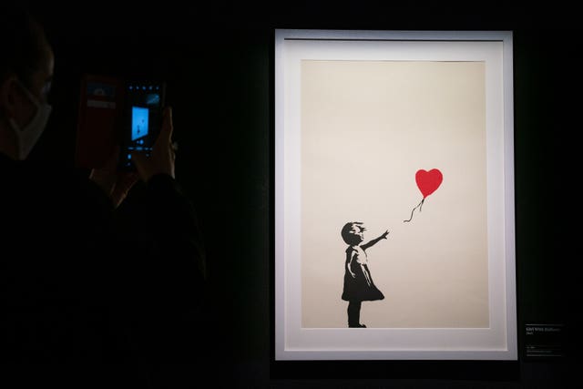 Banksy artwork which partially shredded itself goes back under the