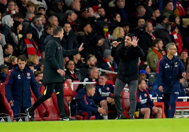 Mikel Arteta is animated on the touchline 