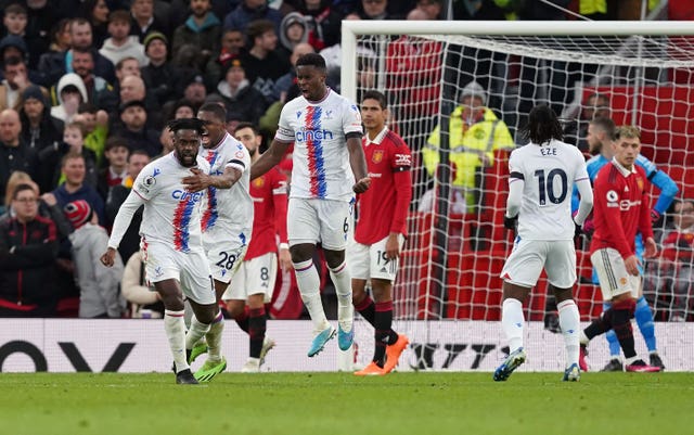 Jeffrey Schlupp pulled one back for Palace 