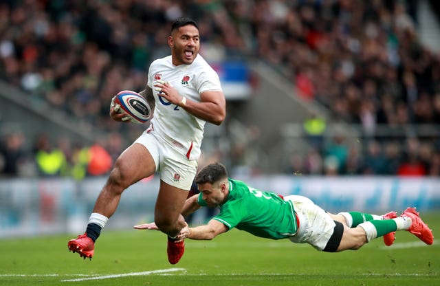 Manu Tuilagi impressed at outside centre after returning from a minor groin strain