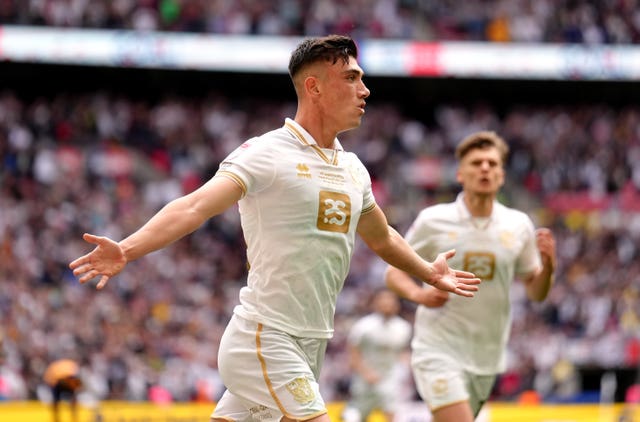 Port Vale seal promotion to League One with play-off final win against Mansfield