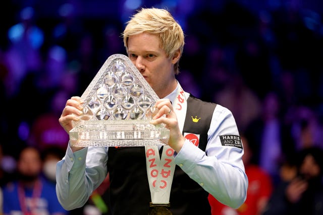 Neil Robertson has called for shorter matches