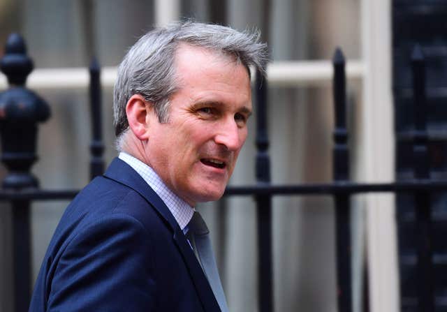 Education Secretary Damian Hinds has called for universities to contact the families of students experiencing mental health problems.