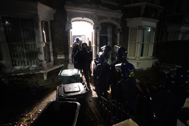 Police drugs raid in Islington