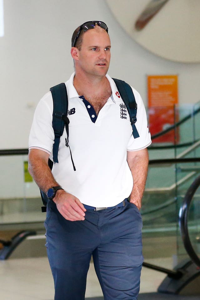 England Arrive at Adelaide Airport