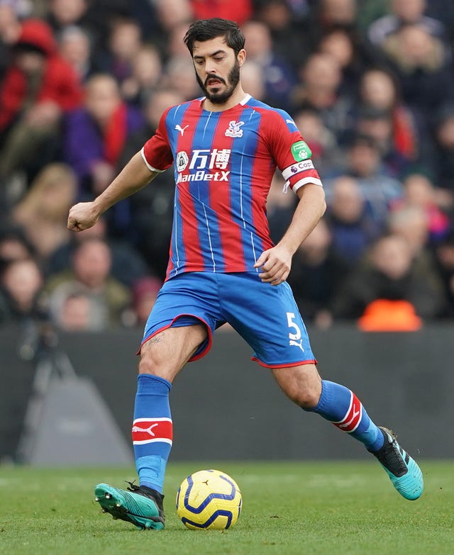  James Tomkins hit the crossbar for Palace