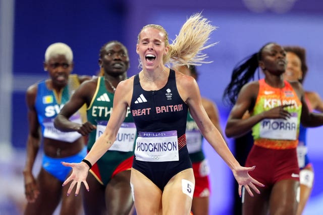 Keely Hodgkinson celebrates winning the Women’s 800 metres final 