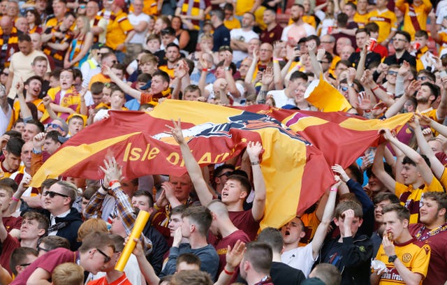 Motherwell fans